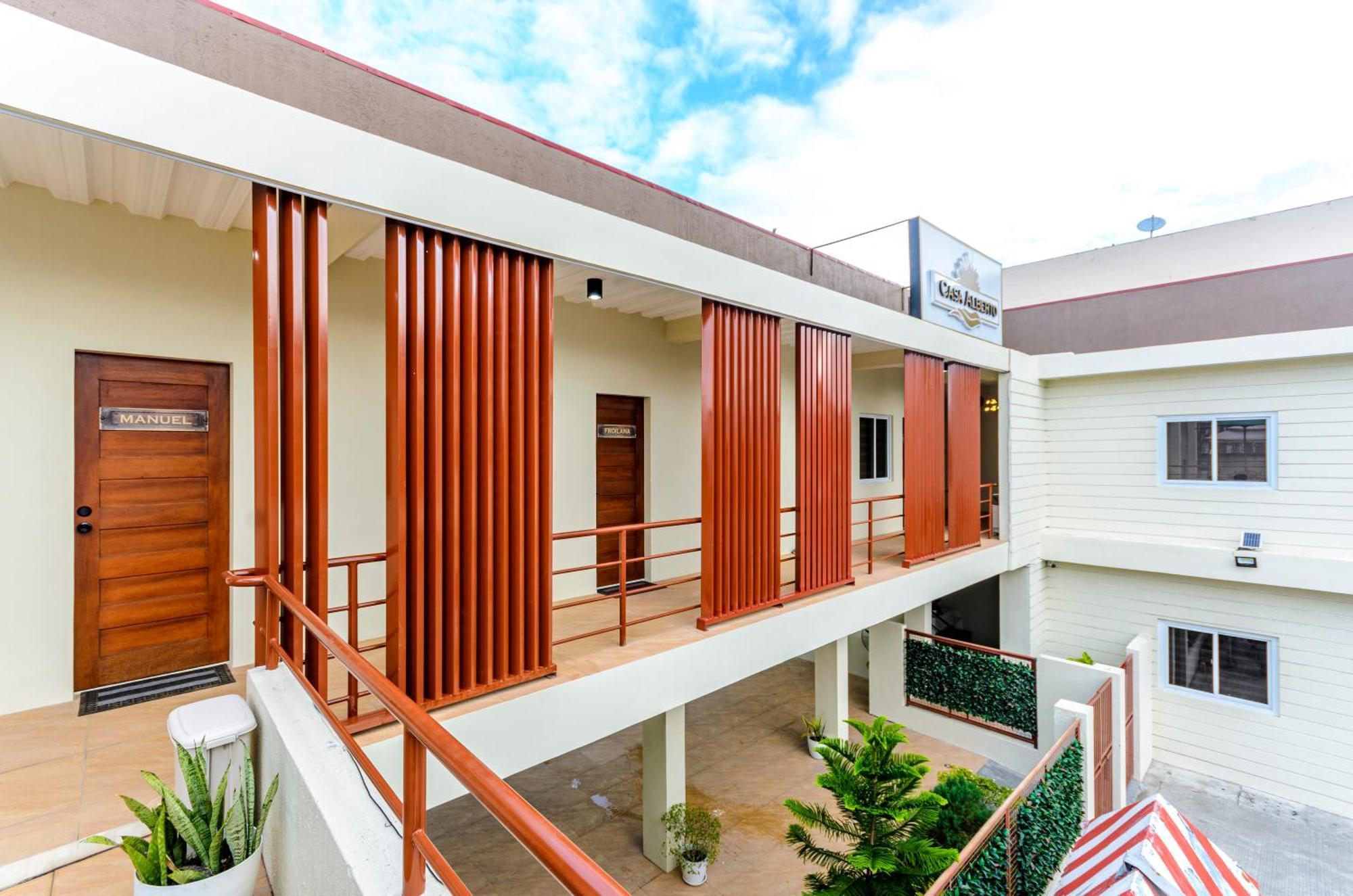 Casa Alberto Of Calapan Town Center Exterior photo